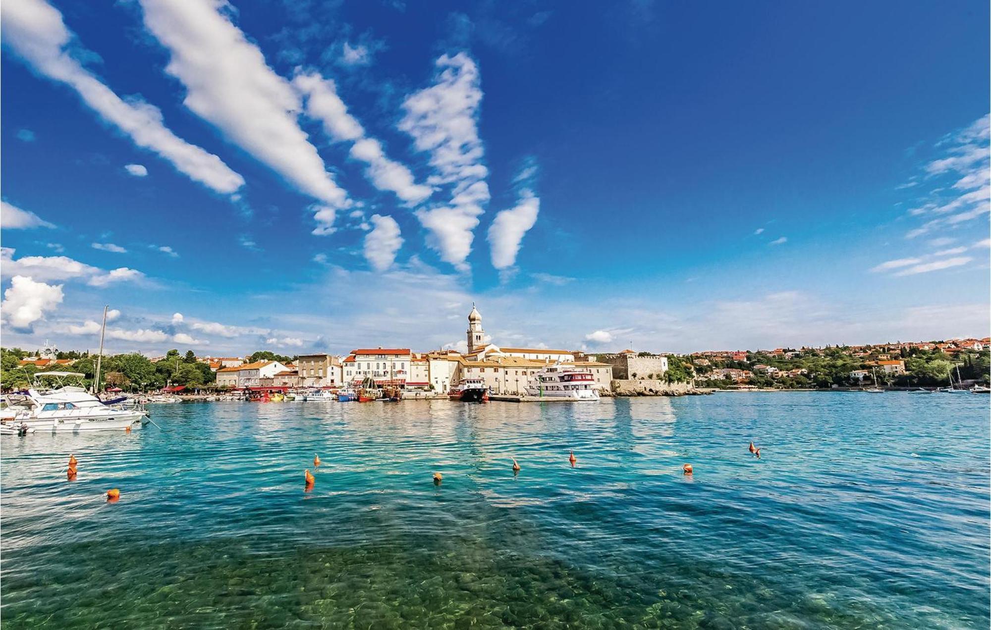 Nice Home In Krk With Kitchen クルク エクステリア 写真